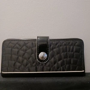Vera Bradley Black Quilted and Patent Leather Bifold Wallet Clutch NWOT - Picture 1 of 5