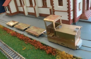Locomotora de batería de almacenamiento Shinko escala 0n18 PH y kit de 3 coches planos calibre 18/O9 - Imagen 1 de 16