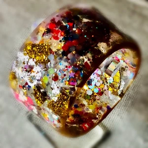 Artisan Resin Glitter Bangle with Fun Dot Pattern – Handmade Unique Bracelet - Picture 1 of 10