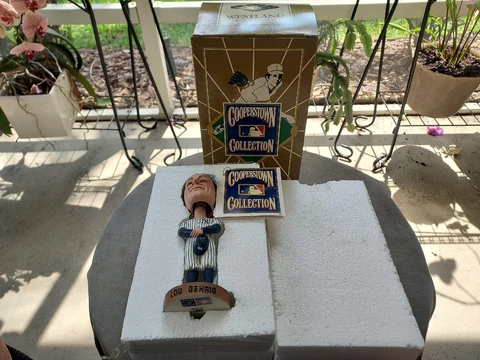 2002 WESTLAND GIFTWARE LOU GEHRIG COOPERSTOWN COLLECTION BOBBLEHEAD YANKEES RARE Cover