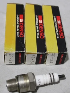 Lot of 4 DENSO U-groove SF-24 (6431) spark plug - Picture 1 of 1