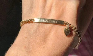 Vintage 10k Gold Plated ID Bracelet With "Charlotte" On It Heart Charm 7" Long - Picture 1 of 5