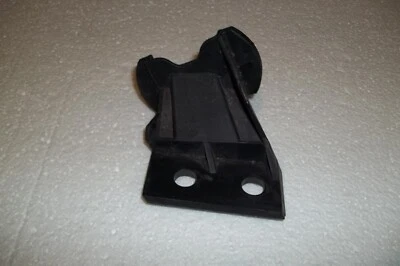 Suporte esquerdo BMW Z3 E36/7 98-02 FABRICANTE DE EQUIPAMENTO ORIGINAL 51.12-8 397 521 - Imagem 1 de 2