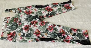 Capri Leggings High Waisted Mesh Contrast With Pockets. Pescadores De Mujer. - Picture 1 of 4