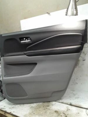 Honda Pilot 2017, panel de ajuste trasero derecho gris panel de ajuste de puerta trasero OEM Foto 1 de 4