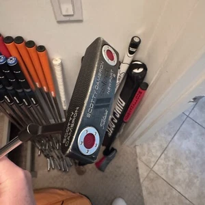 Scotty Cameron 2012 Select Newport 2 - LH - Gravity Grip - Picture 1 of 6