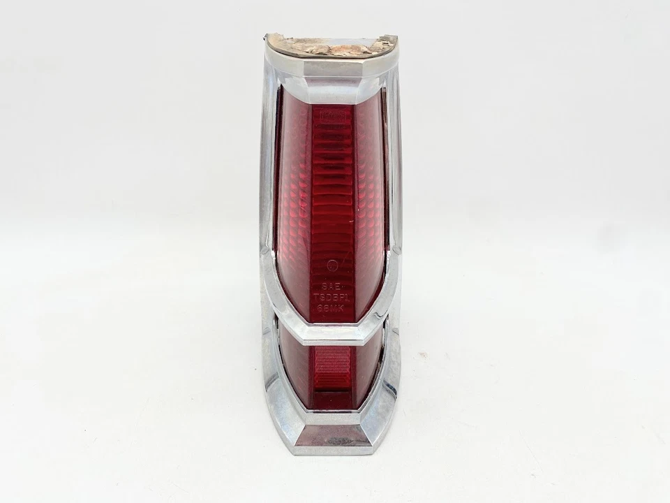 1969 Lincoln Continental Mark III 3 Complete Tail Light Assembly Left or Right - Image 1 of 4