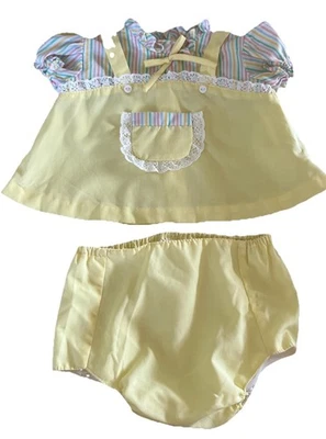 Vestido amarillo bebé algodón caramelo vintage con cubierta de pañal forrada de plástico 3-6 M? Foto 1 de 4