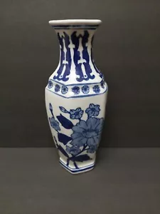Jarrón de Bolsillo de Pared Seymour Mann Chinoiserie 10" Azul y Blanco Floral De Colección Usado en Excelente Condición - Imagen 1 de 10