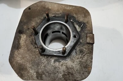 Polaris Trail Boss 250 1991 OEM motor cilindro pistón bloque jarra barril 3083897 Foto 1 de 4