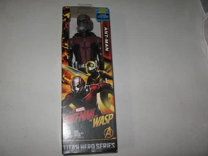 FIGURA DE ACCIÓN ANT-MAN (12") ANT-MAN & THE WASP PELÍCULA MARVEL AVENGERS TITAN HERO - Imagen 1 de 5