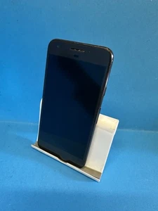 Google Pixel Android 4G LTE Smartphone UNTESTED - Picture 1 of 3
