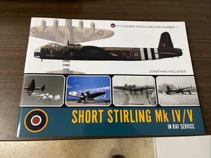 Short Stirling Mk.IV / V: Wingleader Photo Archive 11 7234 - Bild 1 von 2