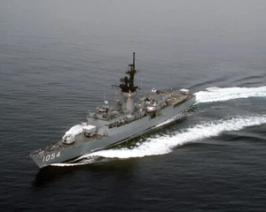 US Navy FF-1054 USS Gray Frigate 1970-1991 Foto (8" x 10") - Bild 1 von 1