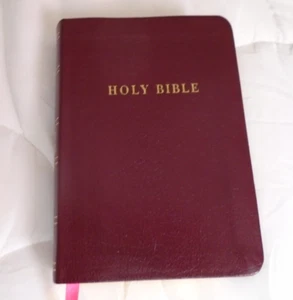 Bibel KJV Holman Compact 2010 Burgund Kunstleder Karten roter Buchstabe - Bild 1 von 6