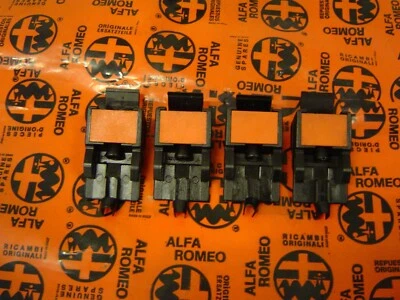 ALFA ROMEO  MILANO A75 INTERIOR DOOR LOCK BUTTONS Foto 1 de 3