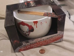 IT Chapter Two Pennywise Time To Float 20oz Cerámica Ramen Cuenco + Palillos Sin usar, en caja - Imagen 1 de 10
