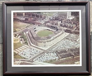 Original Yankee Stadium 16x20 doppelt mattiert gerahmtes Farbfoto (vom Negativ) - Bild 1 von 3