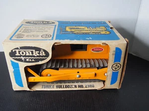 VINTAGE YELLOW TONKA BULLDOZER NO. 2300 with ORIGINAL BOX - Picture 1 of 5