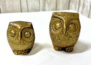 Brass Owl Pair Figurines Paperweights Vintage Patina MCM - Picture 1 of 6