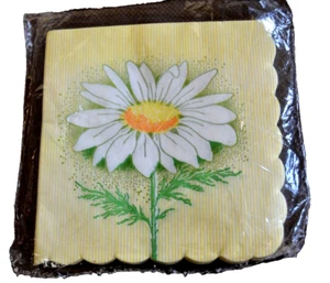 Servilletas de papel FLOR DE MARGARITA 20 BEBIDA por Paper Art Capa Única Borde Festonelado - Imagen 1 de 2