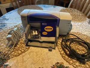 HP DESKJET 832C STANDARD INKJET PRINTER FULLY FUNCTIONAL SMOKE AND PET FREE HOME - Picture 1 of 9