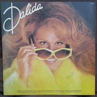 DALIDA LP COUP DE CHAPEAU AU PASSE *ONLY BRAZIL COVER* NM VOCAL POP CHANSON 87' - Image 1 of 4