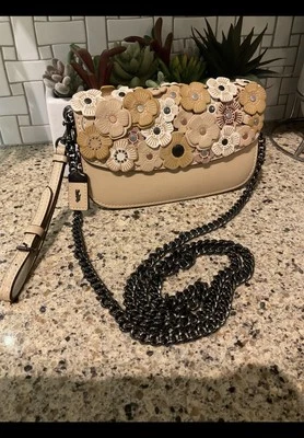 Coach 1941 Tea Rose Beechwood Clutch Glovetanned Leather 58181 - Image 1 of 4