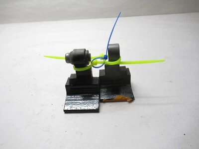 Par de bisagras de puerta delantera derecha BMW 528I 2011-2016 ES037199576 OE Foto 1 de 4