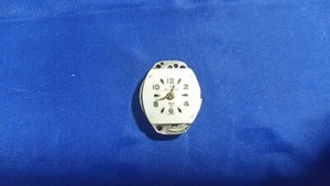Vintage Helbros 21 jewels FHF 60 movement for parts  - Picture 1 of 9