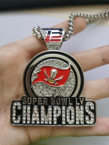 New Model Tampa Bay Buccaneers Necklace Pendants Super Bowl Champions Cover