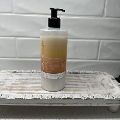 Acondicionador limpiador Redken GENIUS WASH para cabello rebelde 16,9 oz Foto 1 de 2
