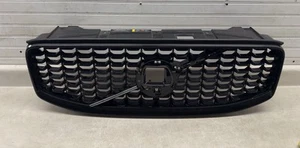 2022-2023 VOLVO XC60 FRONT BUMPER RADIATOR GRILLE OEM 32291026 32133812 - Foto 1 di 10