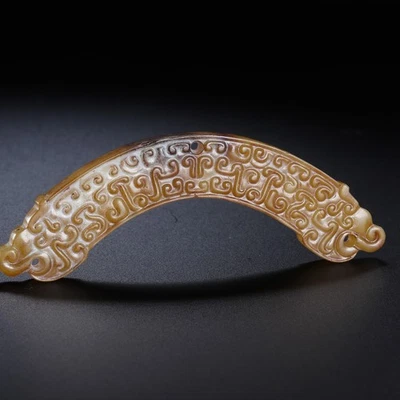 Colgante antiguo chino de jade con cabeza de dragón del período de primavera de 9,5 cm Foto 1 de 4