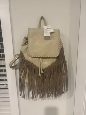 Mochila con flecos Izzy & Ali, nueva con etiquetas, marca Nordstrom Foto 1 de 4
