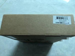 Broadcom MegaRAID 9670-24i 8GB PCIe 4.0 x8 Storage Adapter 05-50123-00003 - Afbeelding 1 van 4