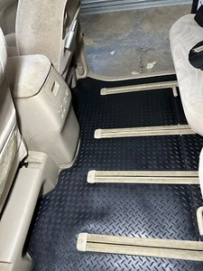 FITS TOYOTA ALPHARD 2003 TO 2008 TAILORED BLACK RUBBER CAR FLOOR MAT. (2 CLIPS) - Picture 1 of 12