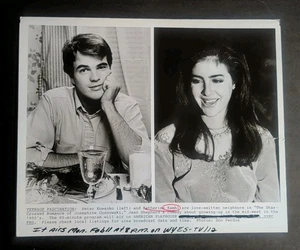 Pressefoto Katherine Kamhi "The Star-Crossed Romance of Josephine Cosnowski." - Bild 1 von 4