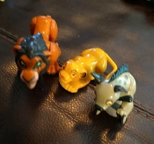 1994 Disney, Burger King The Lion King Fighting Scar, Lioness & Jackal Figures - Picture 1 of 4