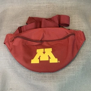 University of Minnesota Cross Body Bag Fanny Pack U of M Adjustable Zip Pockets - Picture 1 of 4