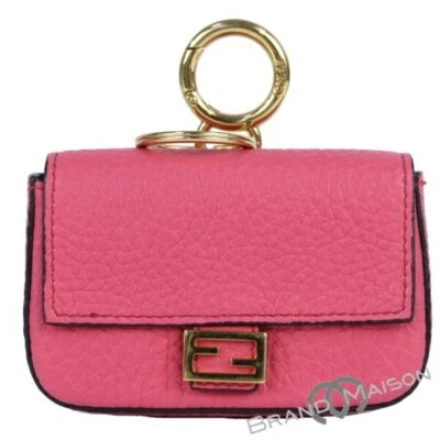 Berloque de bolsa de couro FENDI micro baguete rosa 7AR763 quase em perfeito estado HTF - Imagem 1 de 4