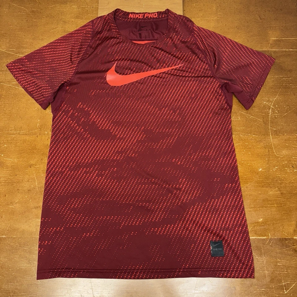 Camisa Nike Juvenil XL Pro Combat Dri-Fit Ajustada Roja Manga Corta Atlética Foto 1 de 4