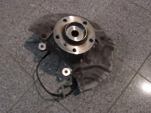 BMW E65 / E66 745i Achsschenkel vorne rechts nur 47 Tkm  original - Picture 1 of 5