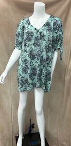 New with Tags Woman's Top Lane Bryant Size 22/24 Loose fitting Tunic Blue Floral - Picture 1 of 6