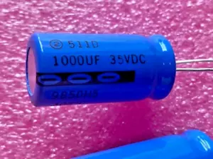 5pz 1000uf 35V CONDENSATORI RADIALI SPRAGUE 511D108M035EN4D - Foto 1 di 7