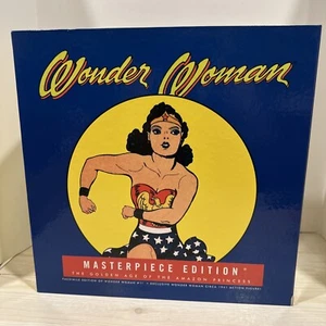 2001 Golden Age Wonder Woman Masterpiece Edition Box Set + Comic #1 Neu - Bild 1 von 11