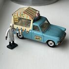 Original 1965 Corgi 447 Ford Thames Wall's Ice Cream Van & Ice Cream Man Figure
