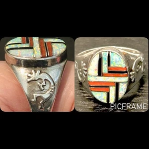 Anello Kokopelli Vintage Uomo Sterling Navajo FIRE Opale 11 3/4 (12?) - Foto 1 di 15