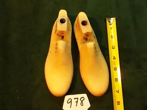 Pair VINTAGE 1969 Child's Plastic Nylon Factory Shoe Lasts Size 11 D LEADER #978 - Picture 1 of 6