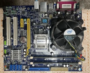 Foxconn 45CMX / 45GMX + Intel Core 2 Duo E4700 + 4GB Kingston DDR2 (PC2-5300) - Photo 1/7